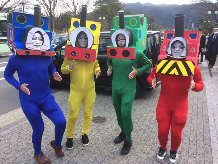 Kyoto University Permits Students To Put On Anything They Want For Graduation, And Here Are 35 Of The Most Brilliant Costume Ideas