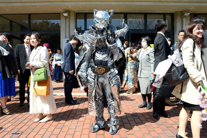 Kyoto University Permits Students To Put On Anything They Want For Graduation, And Here Are 35 Of The Most Brilliant Costume Ideas