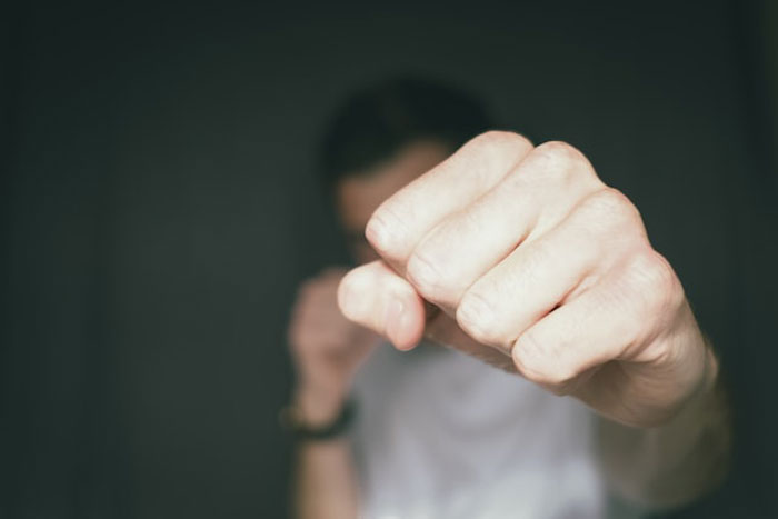 35 Señales de alarma sutiles de hombres tóxicos que las mujeres deberían tener en cuenta