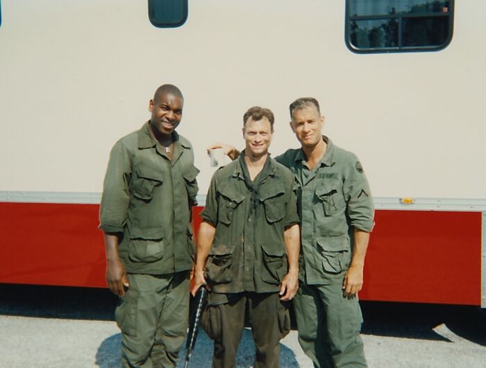 Mykelti Williamson, Gary Sinise yTom Hanks en el rodaje de Forrest Gump (1994)