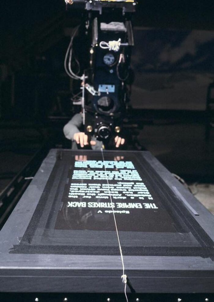 Grabando los créditos de El imperio contraataca (1980)