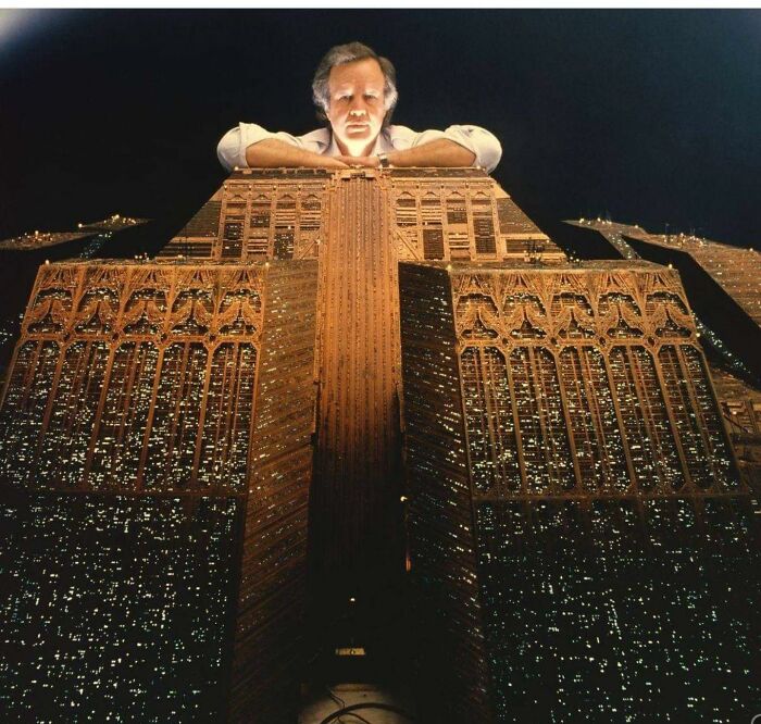 El maestro de los efectos especiales Douglas Trumbull en el rodaje de Blade Runner (1982)
