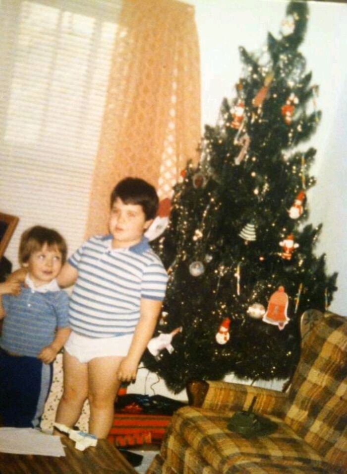 Creo que quiero recuperar mi clásico look de camiseta de polo metida en mis calzones