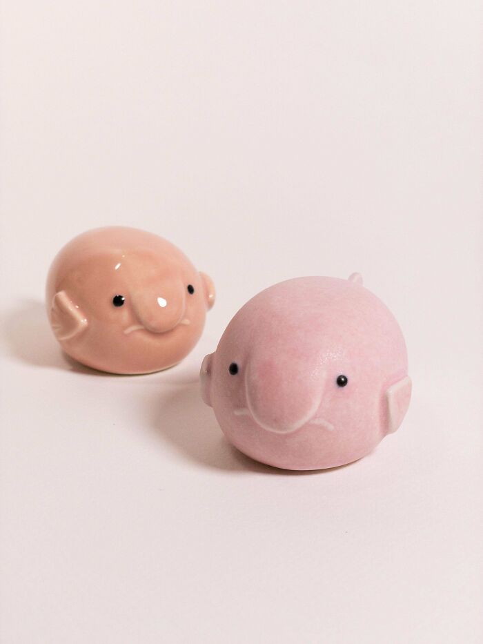Hice algunas pequeñas decoraciones de escritorio/pisapapeles con forma de pez gota