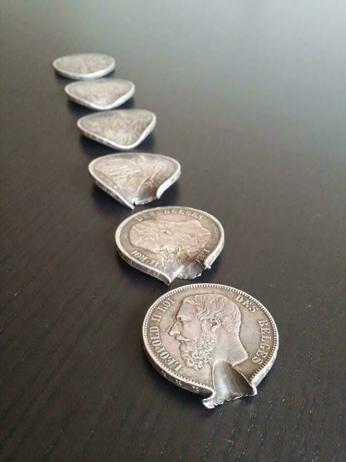 Estas monedas detuvieron una bala y salvaron la vida de mi bisabuelo en la 1ª Guerra Mundial
