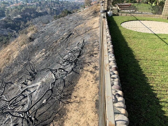 Estuvimos a segundos de perder nuestra casa en el incendio de California. Gracias a todos los bomberos que salvaron nuestra comunidad