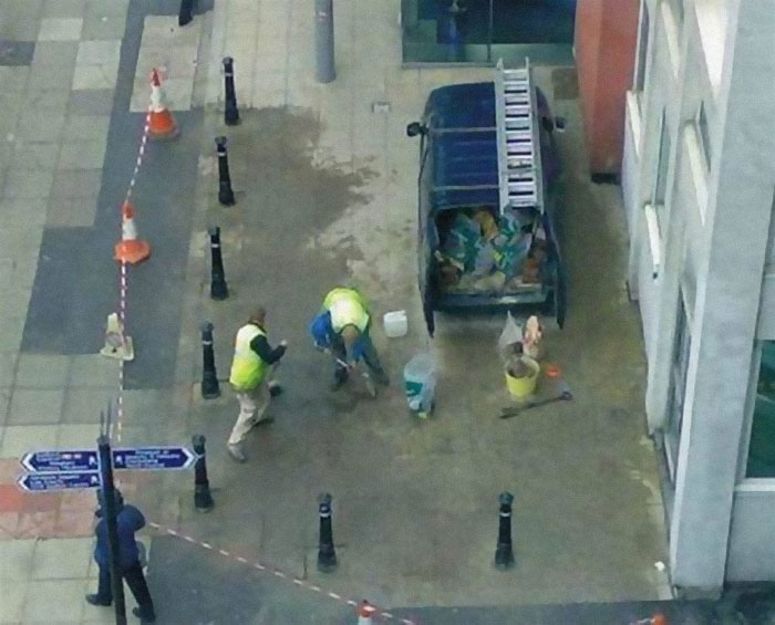 Me pregunto cuándo se darán cuenta de dónde estacionaron su auto...