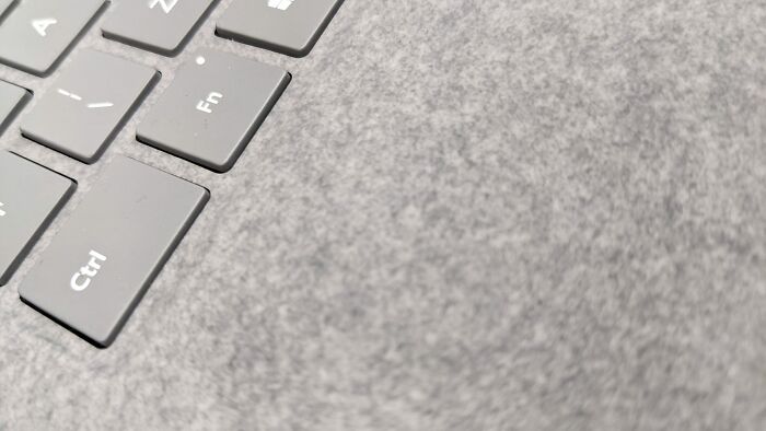 Laptop aterciopelada de Microsoft