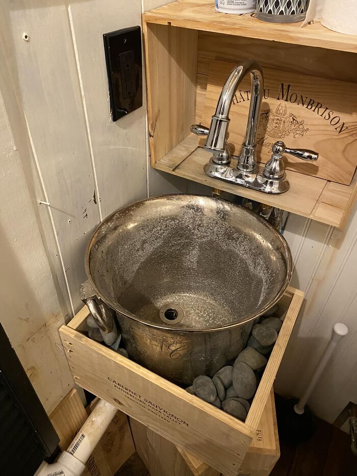 Este fregadero del Airbnb en el que nos alojamos a principios de año