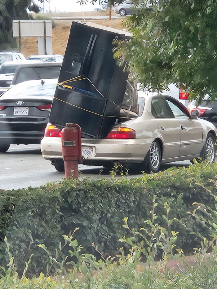 50 Hilarious Posts On Not-So-Great Drivers, As Shared By This Facebook Group (New Pics)
