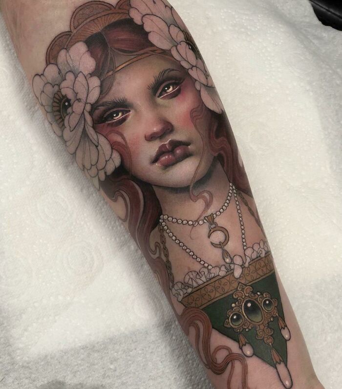 Mi brazo, hecho hoy en una sesión de 8 horas por Hannah Flowers de No Regrets en Londres, Reino Unido. ¿Qué les parece?