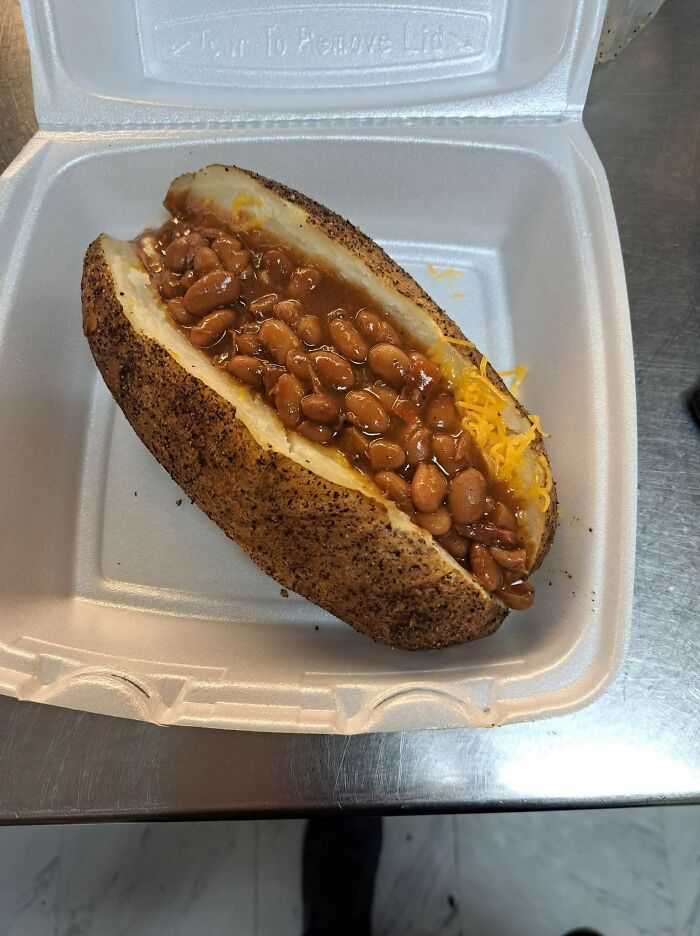 This Facebook Page Is Dedicated To “Wreckless Eating,” And Here Are 40 Of The Most Cursed Posts (New Pics)