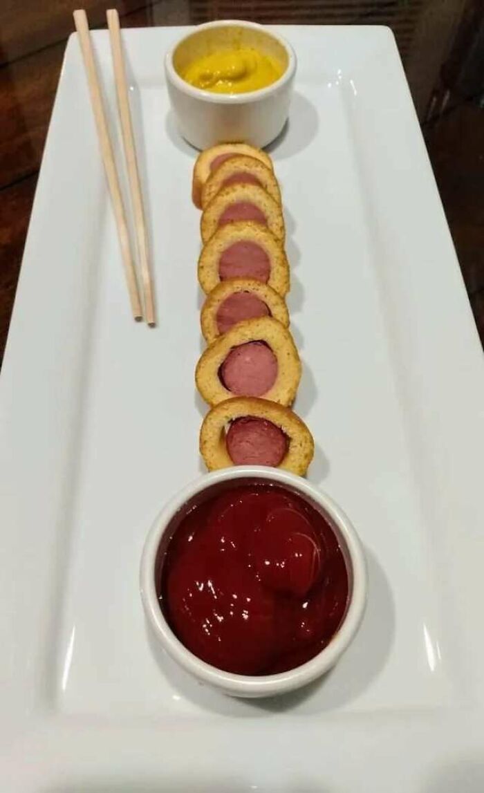This Facebook Page Is Dedicated To “Wreckless Eating,” And Here Are 40 Of The Most Cursed Posts (New Pics)