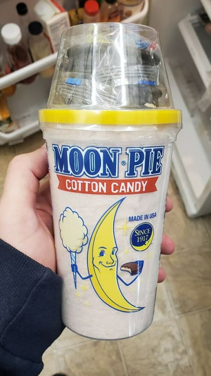 This Facebook Page Is Dedicated To “Wreckless Eating,” And Here Are 40 Of The Most Cursed Posts (New Pics)