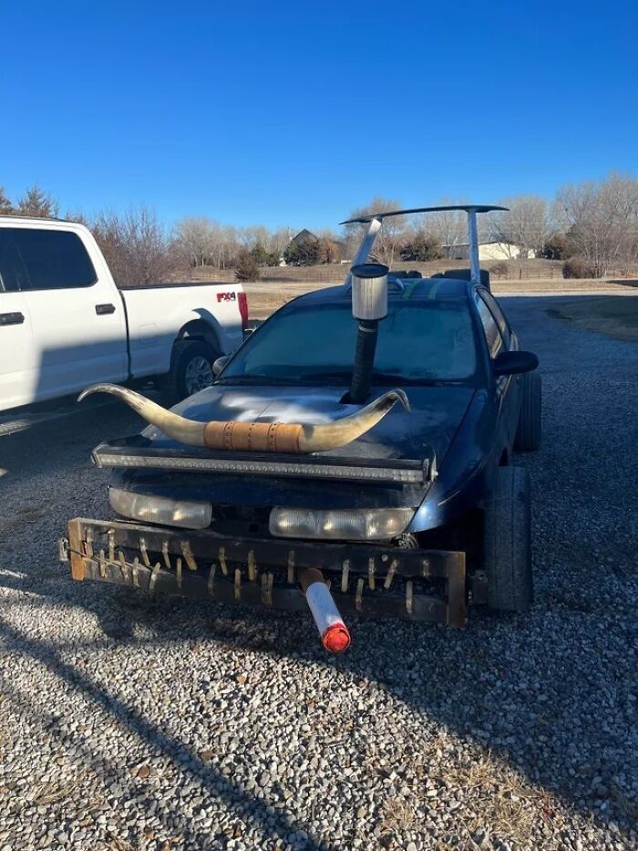 40 Times People Ruined Their Cars With Dumb Mods, As Shared On This Instagram Page (New Pics)