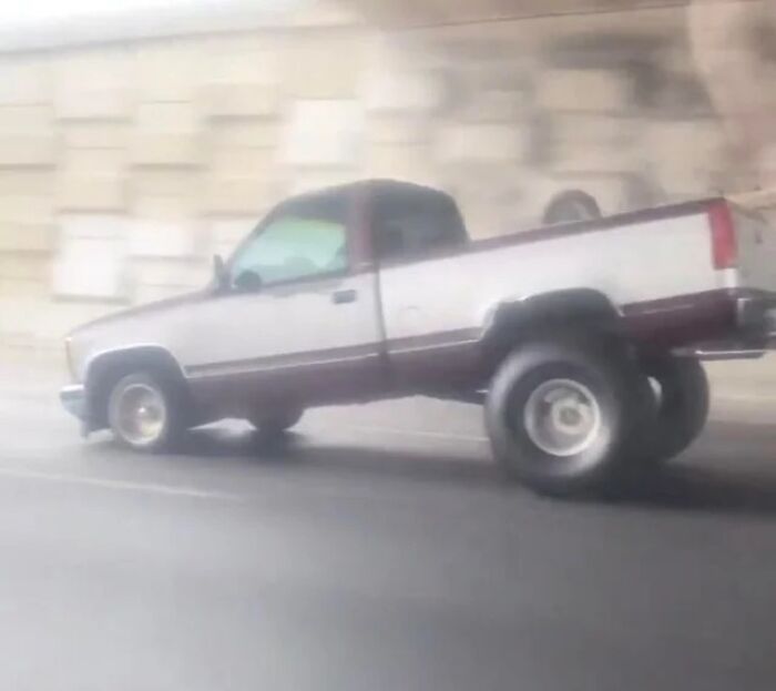 40 Times People Ruined Their Cars With Dumb Mods, As Shared On This Instagram Page (New Pics)