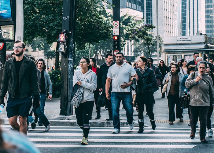 35 Personas de distintas generaciones admiten sus opiniones más 'boomer'