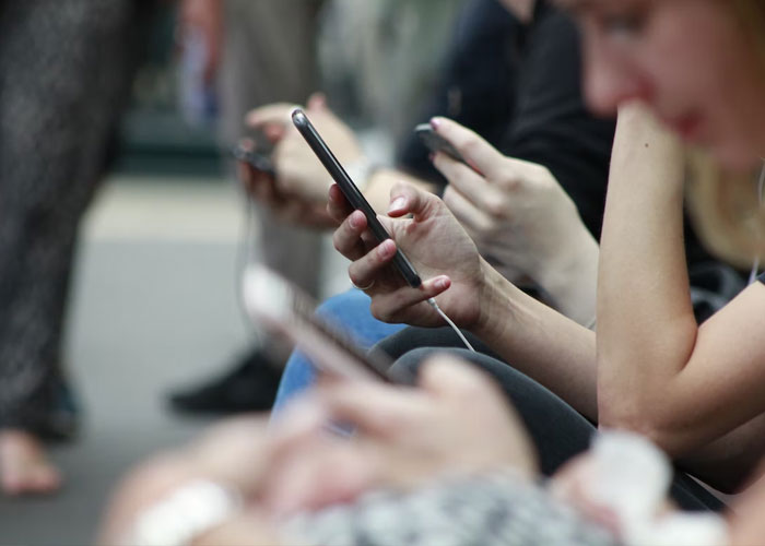 35 Personas de distintas generaciones admiten sus opiniones más 'boomer'