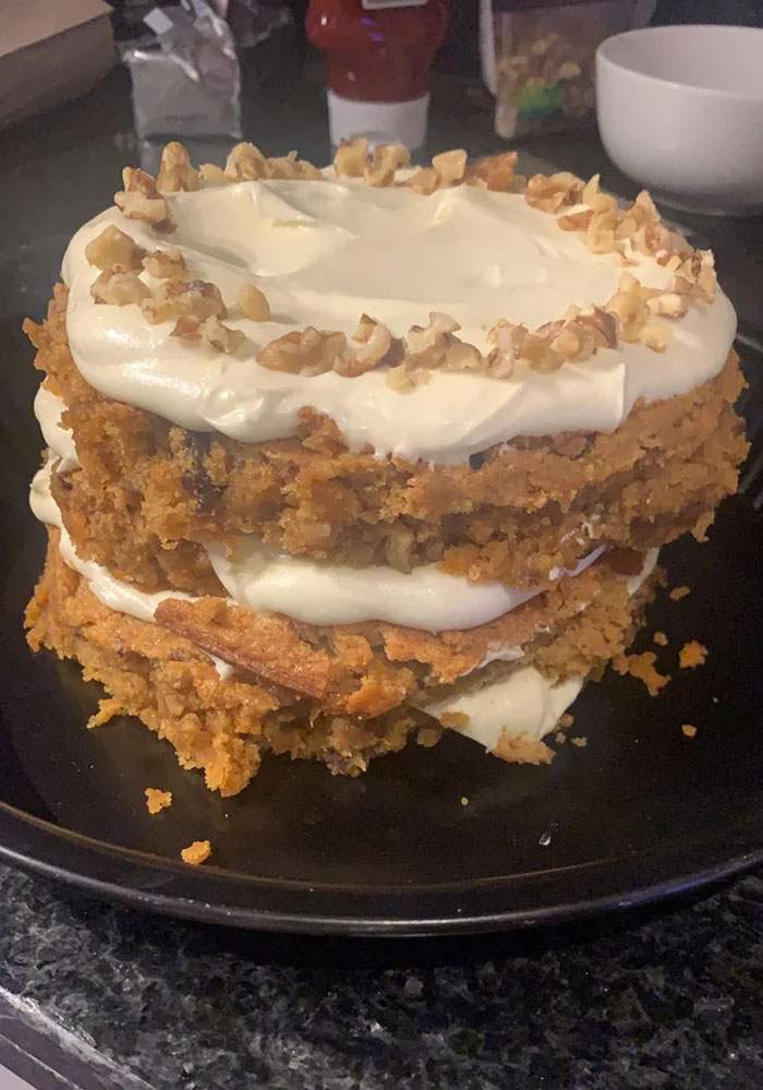 Tarta de zanahoria. No solo se ve mal, también sabe mal 
