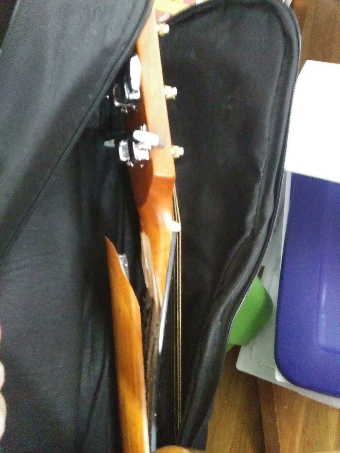 A mis padres no les gustó que saliera a vacunarme. Al volver encontré esto