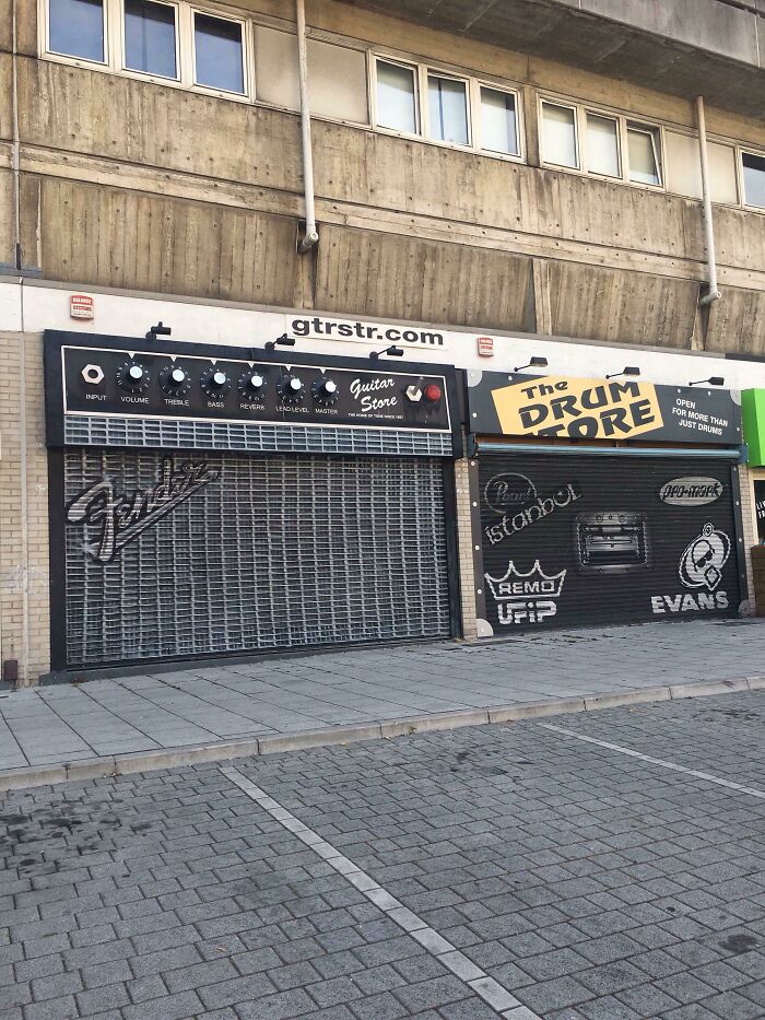 Persianas para tiendas de música
