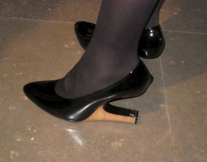 Estos zapatos