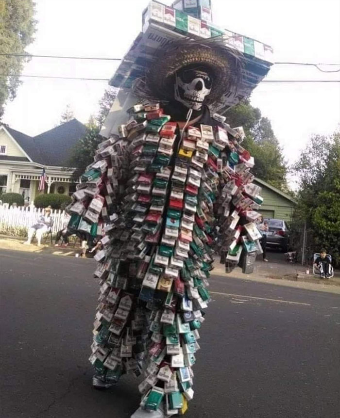 This Facebook Page Shares Random Pics That Are Hard To Explain, Here Are 50 Of The Funniest Ones