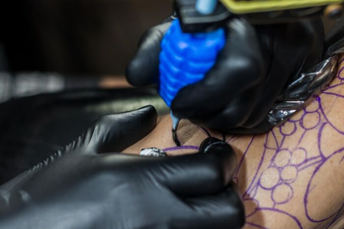 "¿Qué tipo de tatuaje da más vergüenza ajena?": 30 respuestas