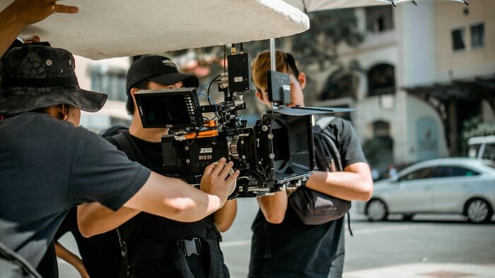 "¿Qué actores abandonaron una franquicia cinematográfica o una serie de televisión, y nunca más volvieron a ser populares?" (25 respuestas)