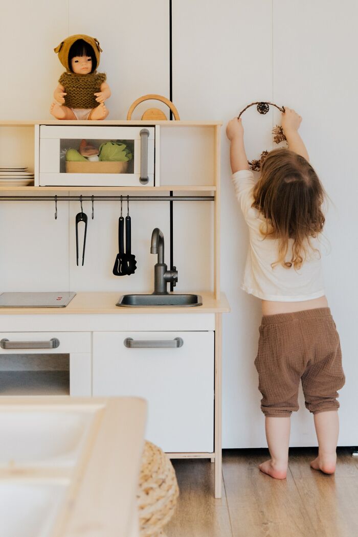 30 Experiencias infantiles del pasado que ahora se perciben como bastante retorcidas