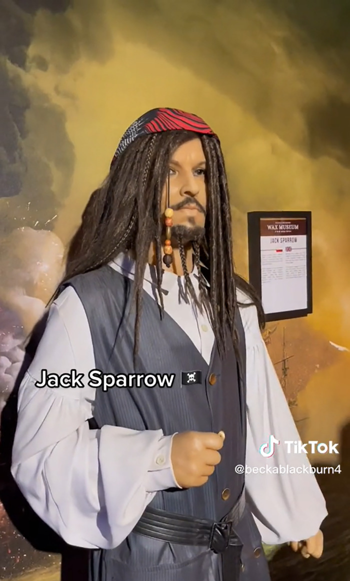 El Museo de cera de Cracovia tiene unas figuras bastante controvertidas, y esta tiktoker alucinó al verlas