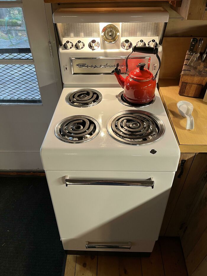 Cocina Frigidaire de 1956