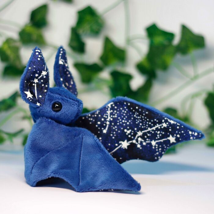 ¡Hice este pequeño murciélago con constelaciones!