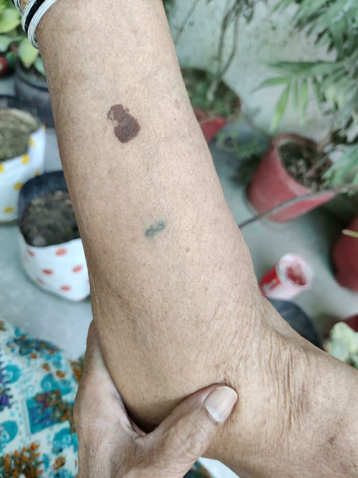 Mi abuela de 92 años se tatuó un infinito cuando tenía 18