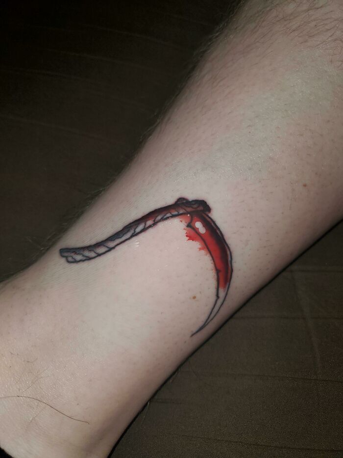 La sangre de mi nuevo tatuaje parece parte del dibujo