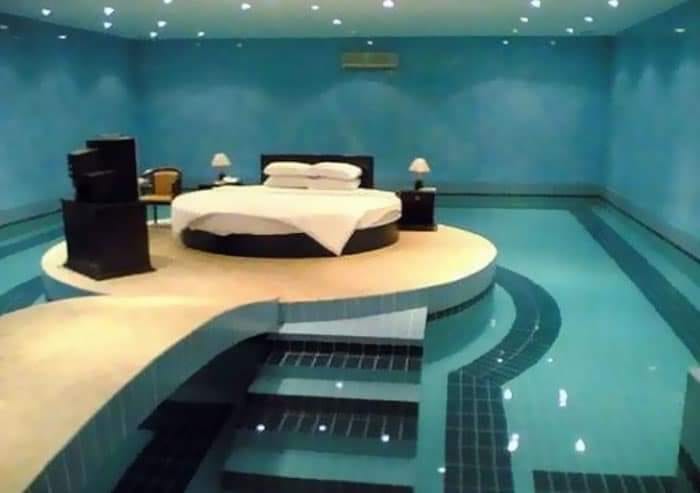 40 Of The Worst Examples Of Home Decor That People Thought Deserved To Be Roasted On This Facebook Group (New Pics)