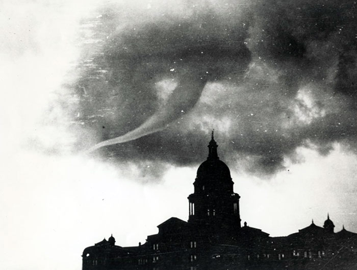 Tornado sobre el Capitolio en mayo de 1922
