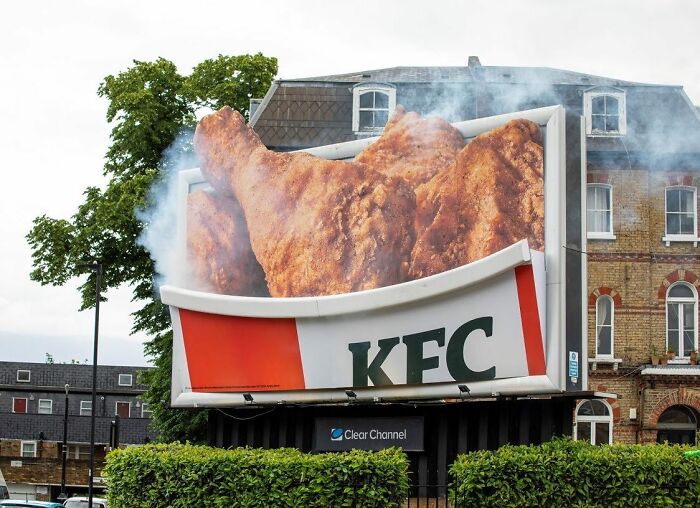 50 Times Marketing Specialists Stepped Up Their Game And Surprised People With These Cool Outdoor Adverts