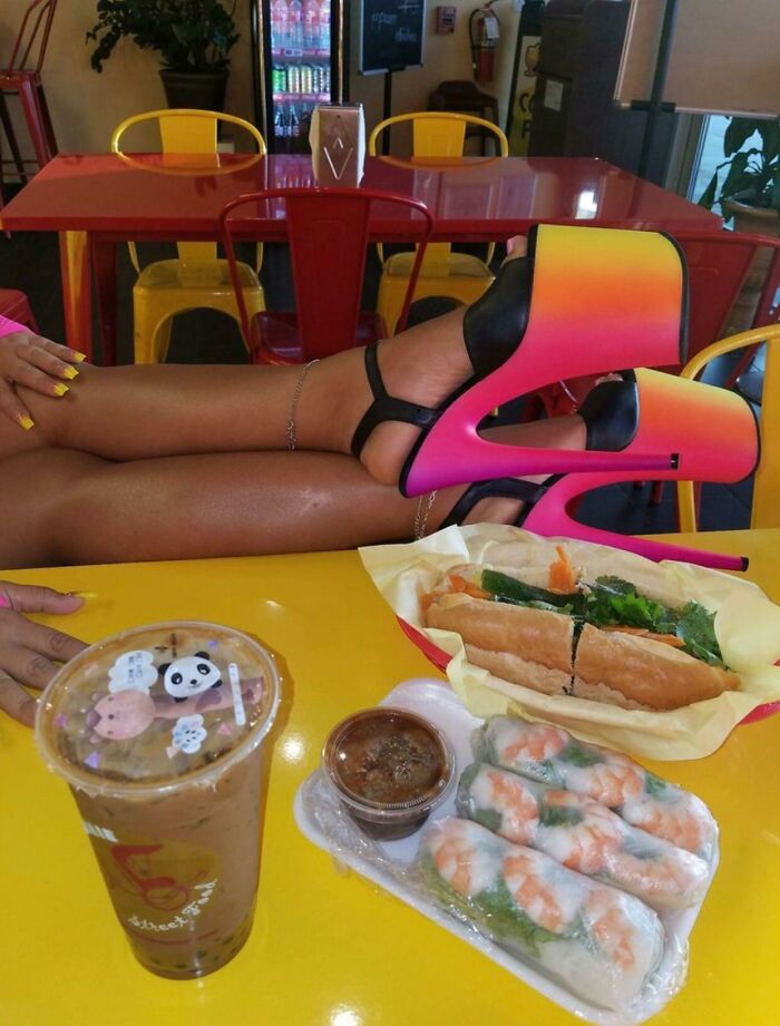  Lo vi en una reseña en el sitio Yelp para un restaurante de Houston 