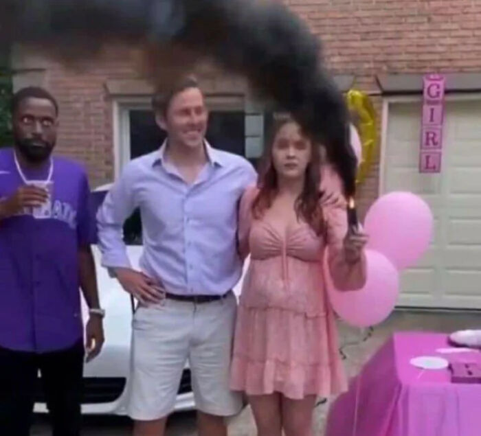 50 Of The Most ‘Blursed’ Images That Are As Blessed As They’re Cursed