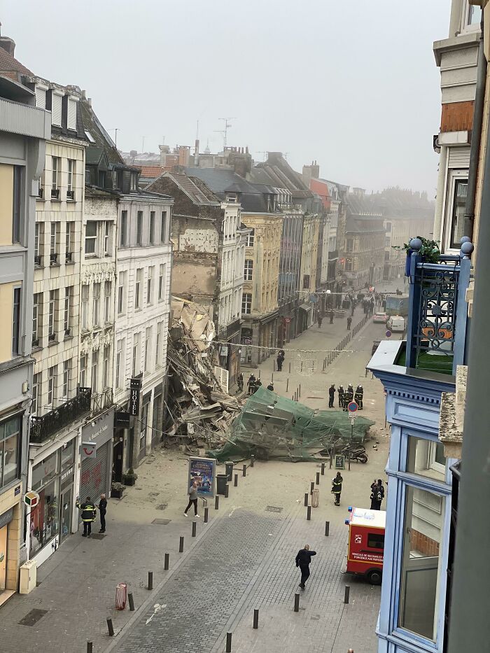 Esto es lo que queda del edificio en el que vivía hasta el viernes pasado. Lille, Francia
