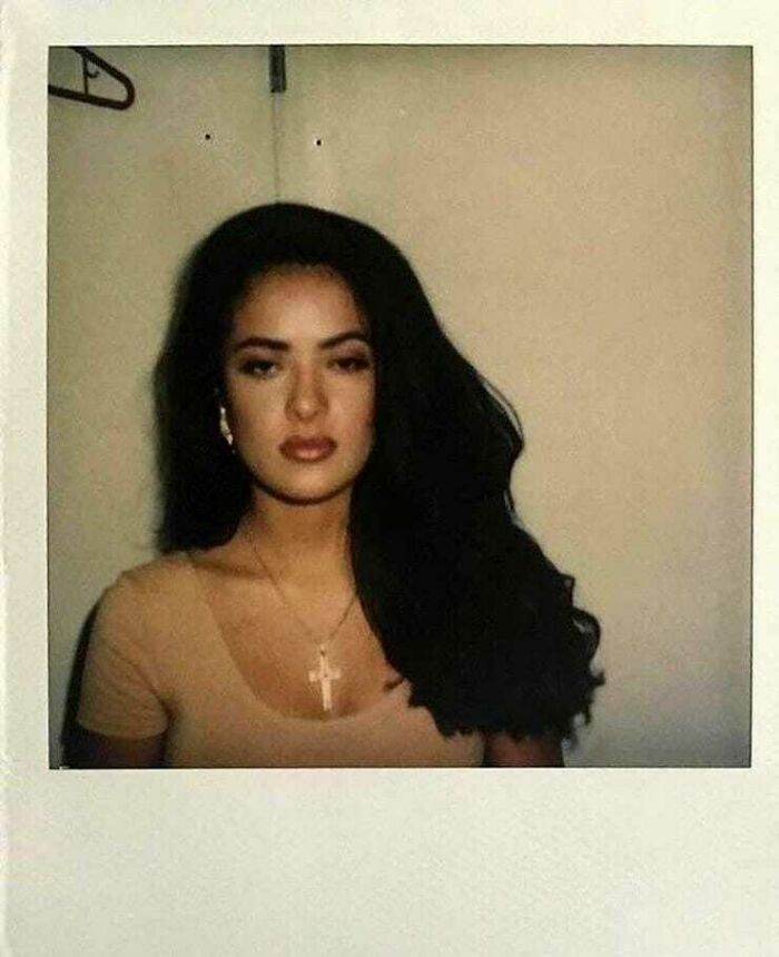 Foto polaroid de casting de Salma Hayek en 1995