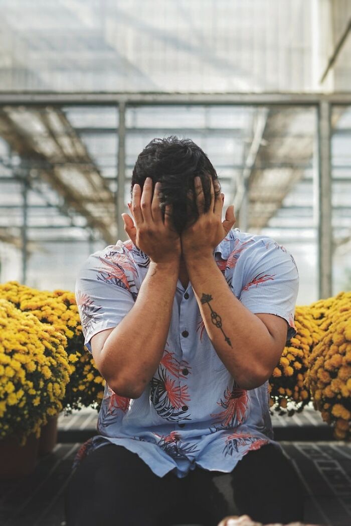 20 Historias terribles de falsos amigos que destruyeron la confianza de la gente