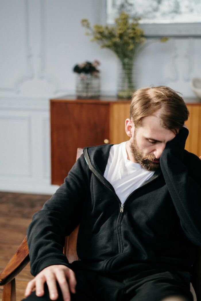 20 Historias terribles de falsos amigos que destruyeron la confianza de la gente