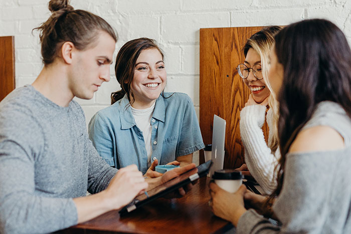 30 Cosas socialmente inaceptables que la gente guarda en secreto