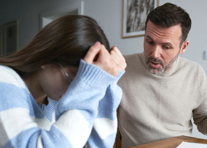 “¿Con esta economía?”: 20 personas hablan sobre los padres que echan a sus hijos de casa a los 18 años