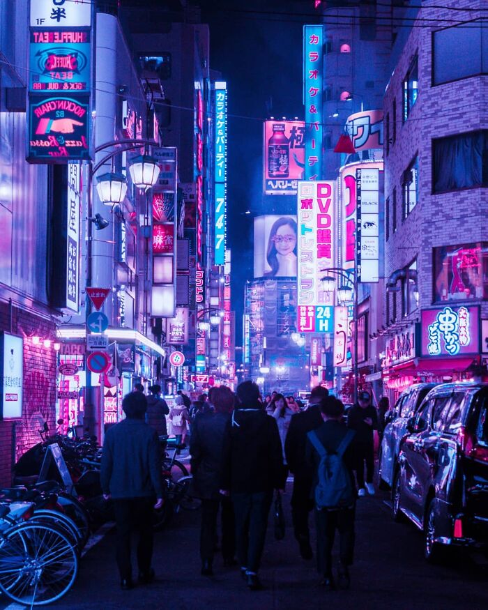 I Explored The Night Alleys Of Tokyo Under Neon Lights, And Here Are 30 Images That I Took