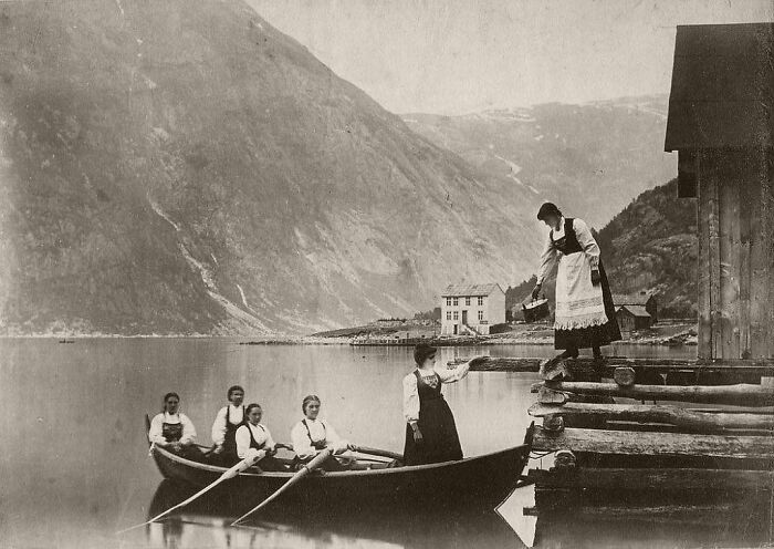 Señoritas en Noruega, 1890