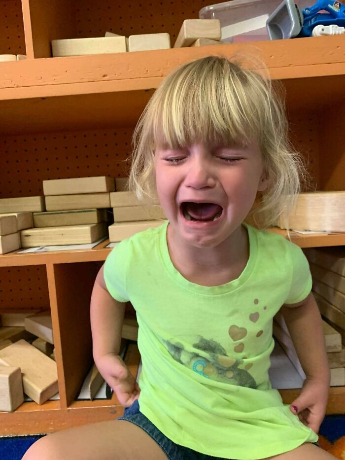 “Why My Kid Is Crying”: 49 Hilariously Stupid Parenting Stories Shared On This Facebook Page