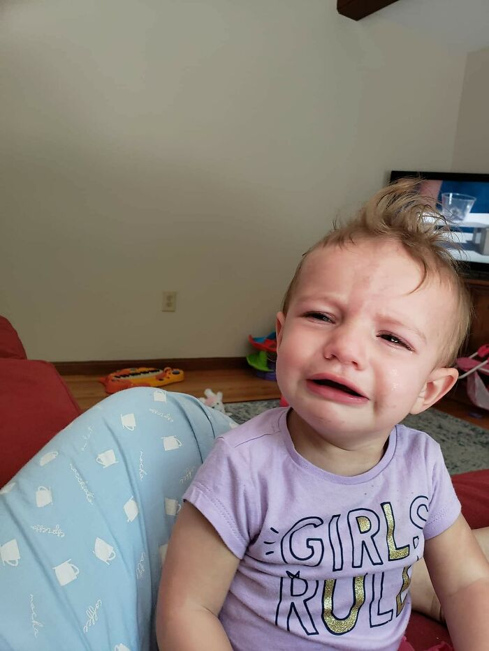 “Why My Kid Is Crying”: 49 Hilariously Stupid Parenting Stories Shared On This Facebook Page